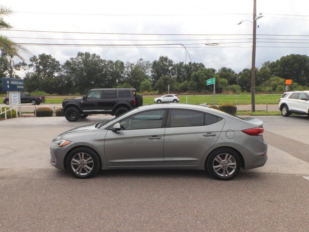 Used 2018 Hyundai Elantra Value Edition FWD image 5