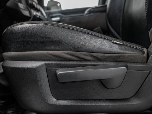 Used 2021 RAM 2500 Big Horn image 33