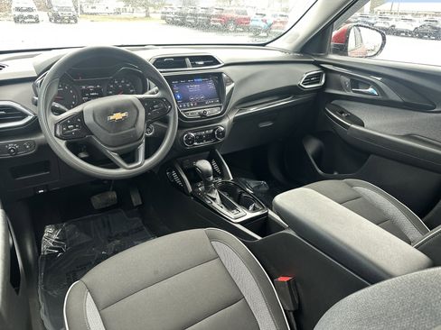Certified 2023 Chevrolet TrailBlazer LT w/ Convenience Package image 6