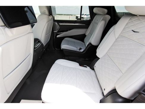 New 2026 Cadillac Escalade Platinum Sport w/ LPO, ONYX Package AWD/4WD image 7