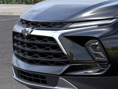 New 2025 Chevrolet Blazer LT w/ Driver Confidence Package image 13