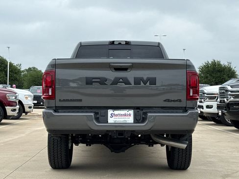 New 2026 RAM 2500 Laramie AWD/4WD image 8