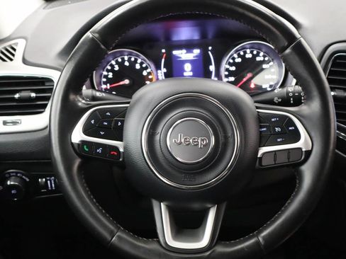 Used 2020 Jeep Compass Latitude w/ Cold Weather Group AWD/4WD image 14