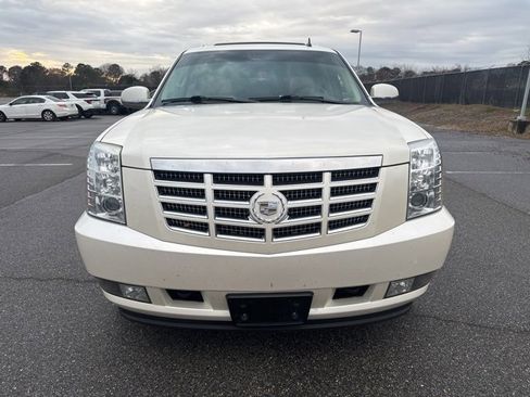Used 2009 Cadillac Escalade ESV 2WD image 7