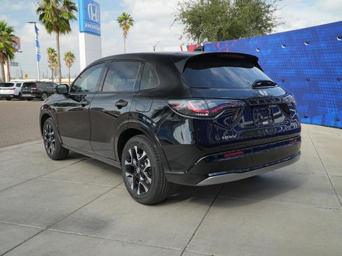 New 2026 Honda HR-V EX-L image 9