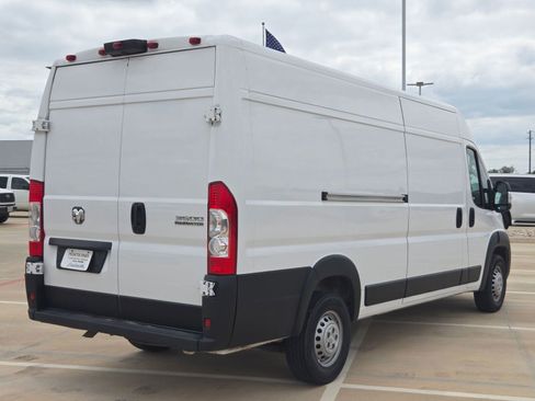 Used 2025 RAM ProMaster 3500 w/ Convenience Group FWD image 3