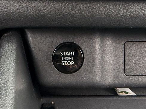 Used 2024 Nissan Rogue SV image 22