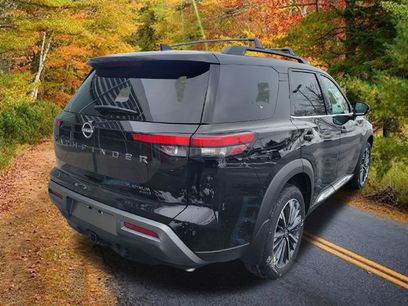 New 2026 Nissan Pathfinder Platinum