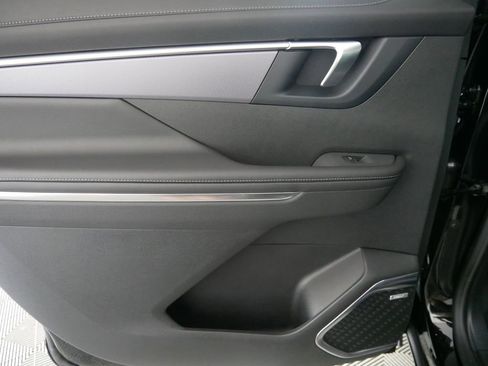 New 2026 Buick Enclave Sport Touring w/ Super Cruise Package image 15