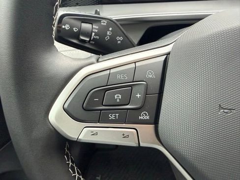 New 2026 Volkswagen Tiguan SE AWD/4WD image 13