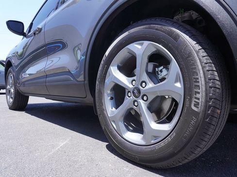 Used 2025 Ford Escape ST-Line w/ Equipment Group 301A FWD image 6