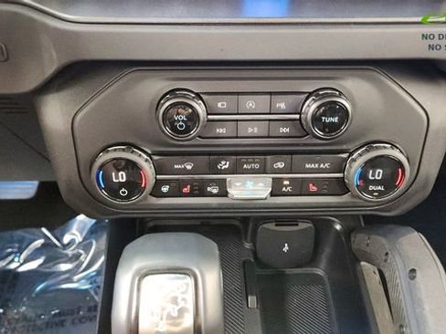 Used 2025 Ford Bronco Raptor AWD/4WD image 47