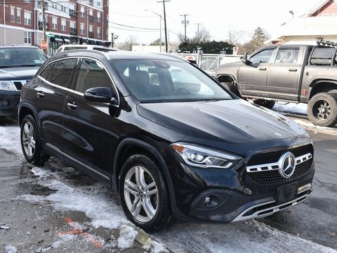 Used 2022 Mercedes-Benz GLA 250 4MATIC image 4