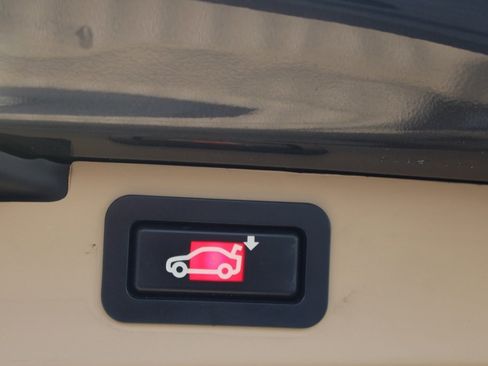 Used 2012 BMW X5 xDrive35d image 36