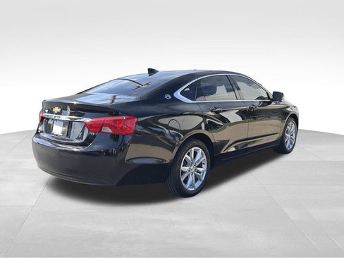 Used 2019 Chevrolet Impala LT FWD image 3