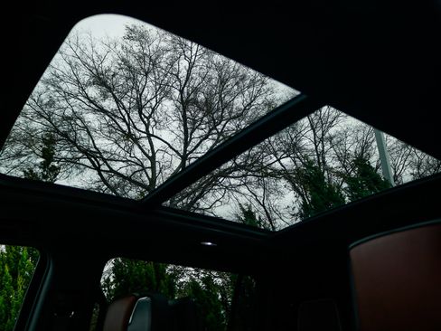 Used 2024 GMC Yukon XL Denali Ultimate image 28