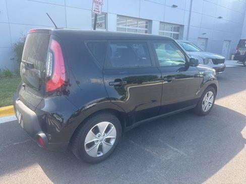 Used 2016 Kia Soul ! w/ Premium Package FWD image 5