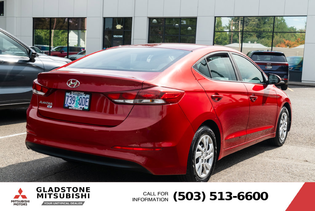 Used 2018 Hyundai Elantra SE FWD image 7