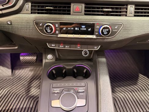 Used 2017 Audi A4 2.0T Prestige w/ Prestige Package AWD/4WD image 24