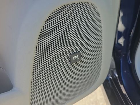 Used 2013 Toyota Prius Four image 23