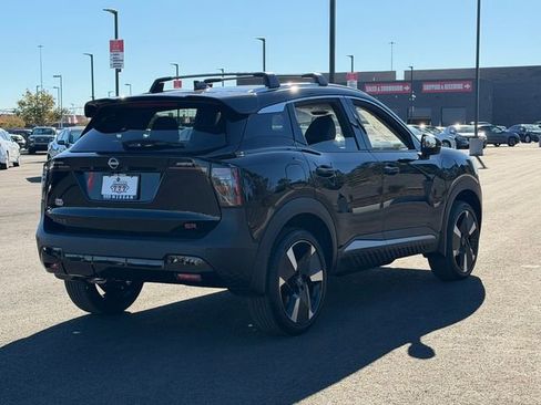 New 2026 Nissan Kicks SR w/ Cold Weather Package FWD image 6