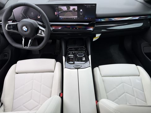 New 2027 BMW 530i w/ M Sport Package RWD image 3
