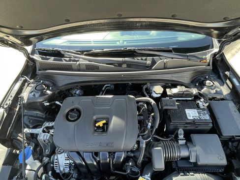 Used 2024 Kia Forte LXS image 25