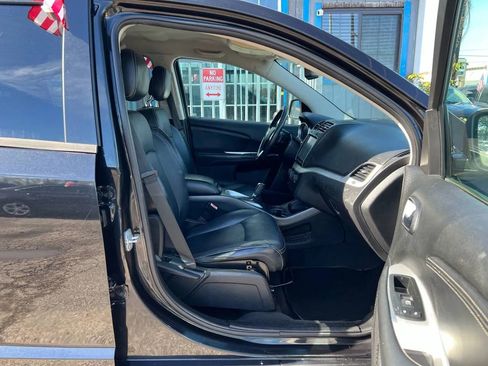 Used 2012 Dodge Journey Crew w/ Flexible Seating Group image 13