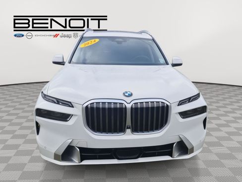 Used 2024 BMW X7 xDrive40i image 2