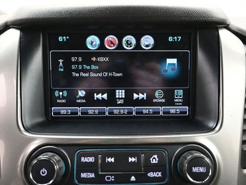 Used 2018 Chevrolet Tahoe LT image 9