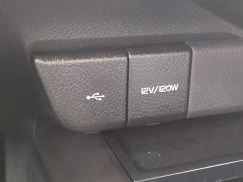 Used 2023 Toyota Camry SE image 17