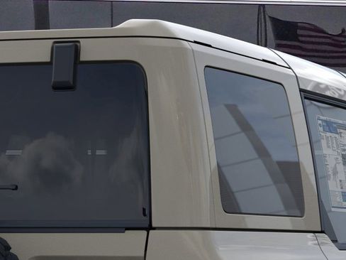 New 2025 Ford Bronco Outer Banks w/ Sasquatch Package image 25