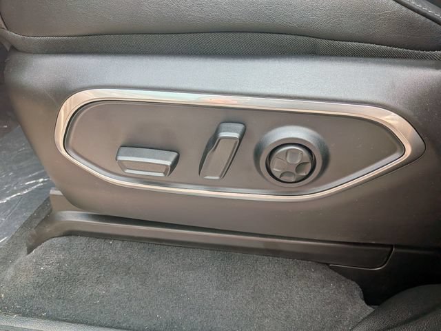 New 2026 Jeep Grand Wagoneer Limited AWD/4WD image 10