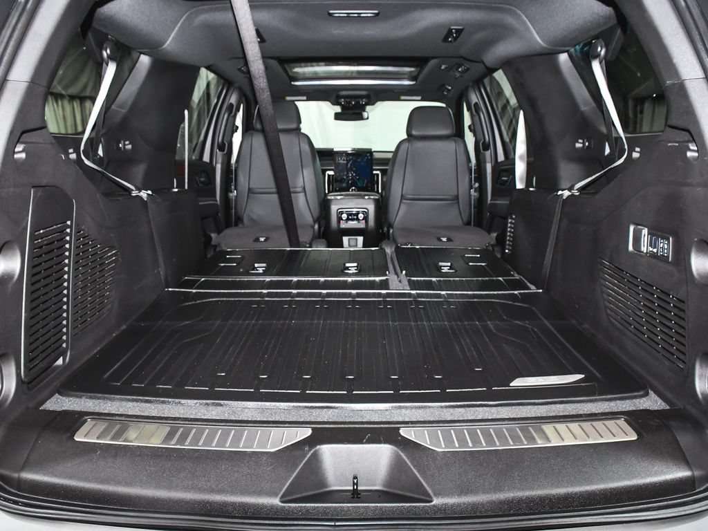 Used 2026 GMC Yukon XL Denali w/ Sun & Power Step Package AWD/4WD image 69
