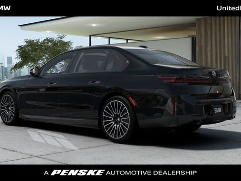 New 2027 BMW i7 xDrive50 w/ Executive Package AWD/4WD image 2