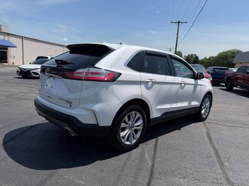 Used 2019 Ford Edge Titanium w/ Cold Weather Package AWD/4WD image 12