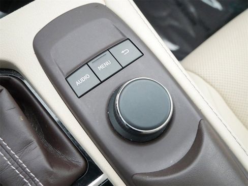 Used 2018 Lexus ES 350 w/ Premier Package image 23