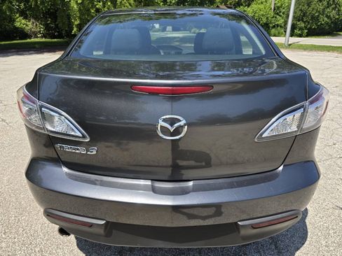 Used 2011 MAZDA MAZDA3 i Touring FWD image 5