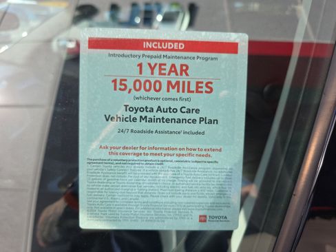 Used 2023 GMC Acadia SLT FWD image 4