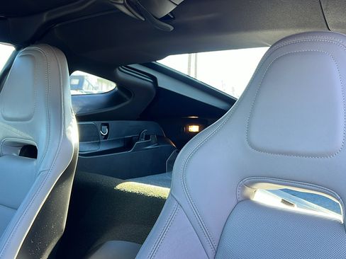 Used 2017 Chevrolet Corvette Stingray Coupe w/ 1LT image 14