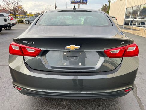 Used 2016 Chevrolet Malibu LT image 4
