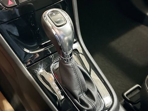 Used 2018 Buick Encore Preferred image 17