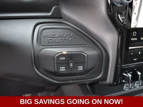 New 2026 RAM 3500 Laramie AWD/4WD image 36