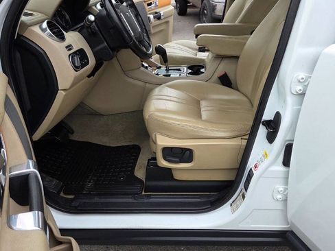 Used 2012 Land Rover LR4 HSE AWD/4WD image 26