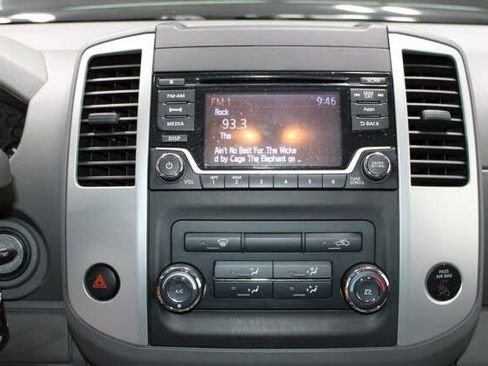 Used 2016 Nissan Frontier SV image 23