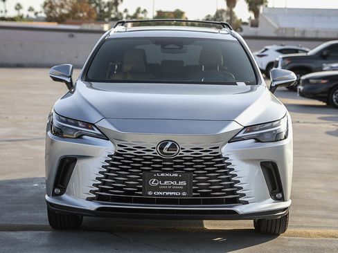 Used 2024 Lexus RX 350 w/ Convenience Package AWD/4WD image 2