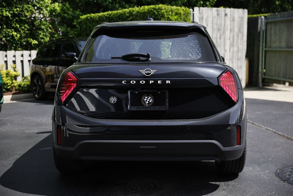 New 2026 MINI Cooper 4-Door Hardtop FWD image 10