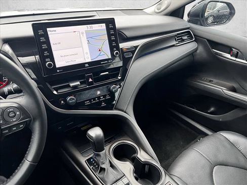 Used 2023 Toyota Camry XSE image 15