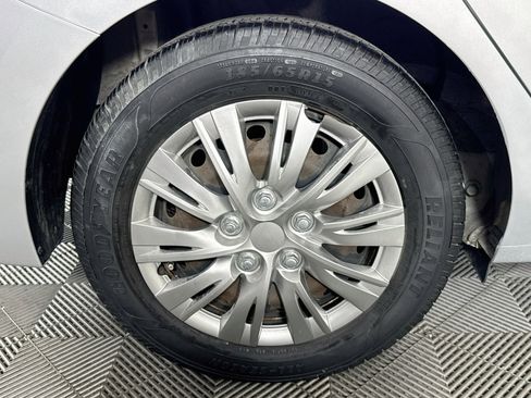 Used 2019 Hyundai Accent SE FWD image 30