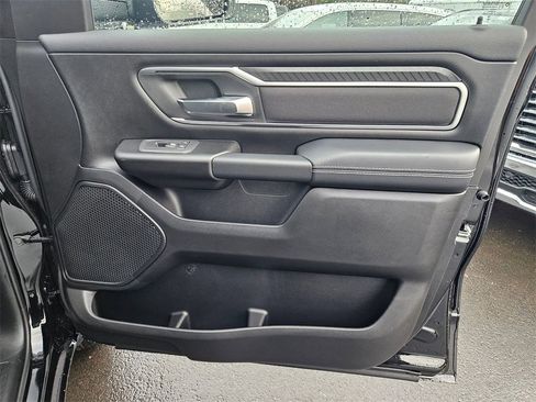 New 2026 RAM 1500 4x4 Crew Cab image 16